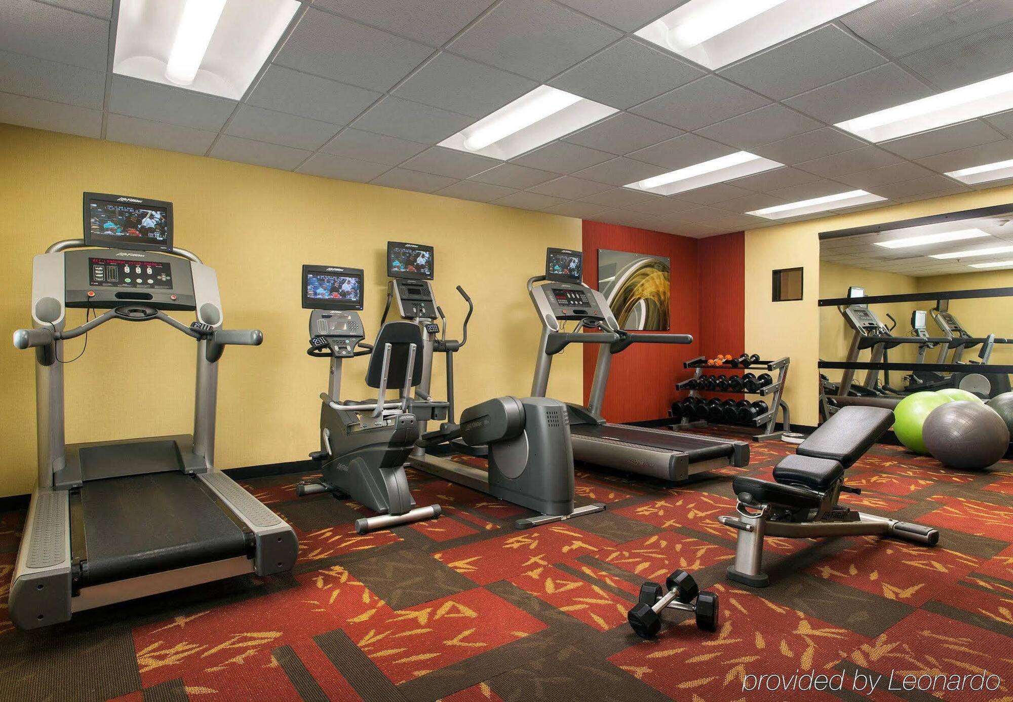 Courtyard By Marriott San Francisco Airport Hotel San Bruno Exterior photo
